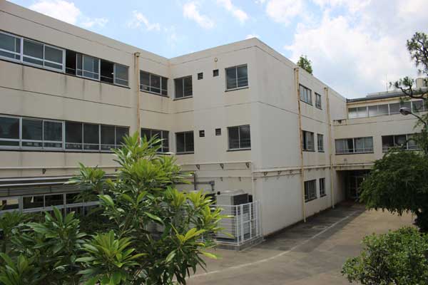 上向台小学校