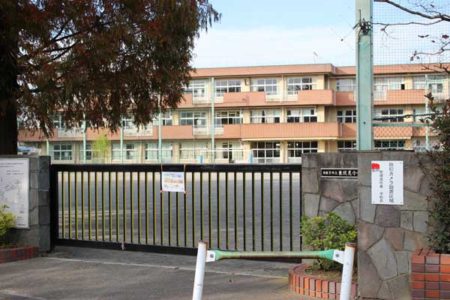 東伏見小学校