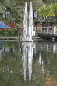 石神井池のモニュメント